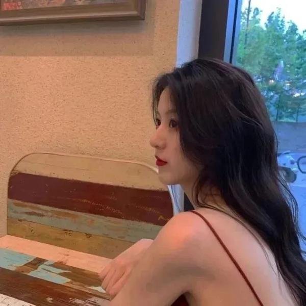大鼻子小英雄